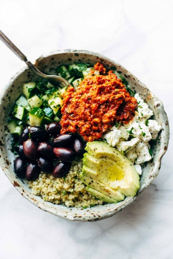 Delicious Dinner Bowls: Mediterranean Quina Bowl from Pinch of Yum | The Health Sessions