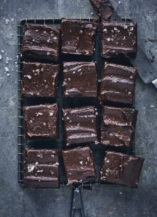 Eat Vegetables with Every Meal: Black Bean Brownie Bites from Green Kitchen Stories | The Health Sessions