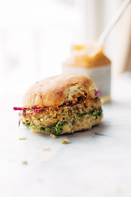 Healthy Burger & Fries: Spicy Cauliflower Burgers from Pinch of Yum | The Health Sessions