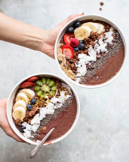 Smart Food Combinations: Chocolate Acai Berry Bowl from The Healthy Hour | The Health Sessions