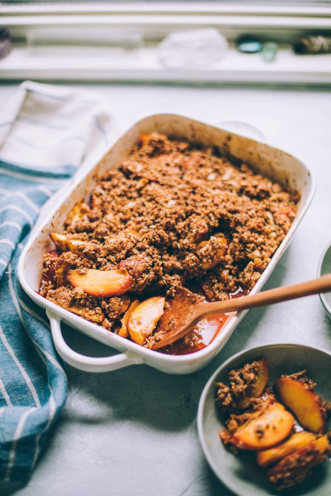 The Goodness of Grains: Vegan Peach Crumble, Southern Style from Will Frolic For Food | The Health Sessions