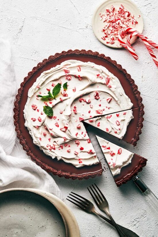 Healthier Holiday Baking: vegan Chocolate Peppermint Tart by Evergreen Kitchen | The Health Sessions
