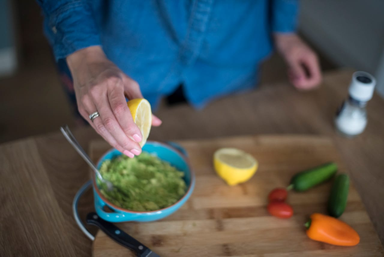 How to Effortlessly Make a Healthy Dinner When You're Tired | The Health Sessions