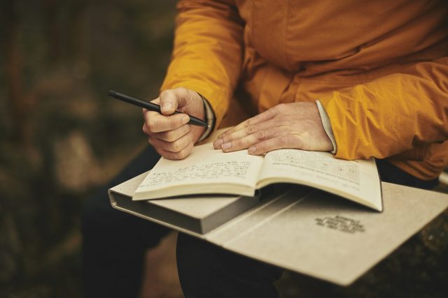 6 Surprising Health Benefits of Journaling That You Never Knew | The Health Sessions