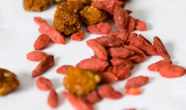 24 Recipe Ideas to Add Popular Superfoods to Your Meals | The Health Sessions