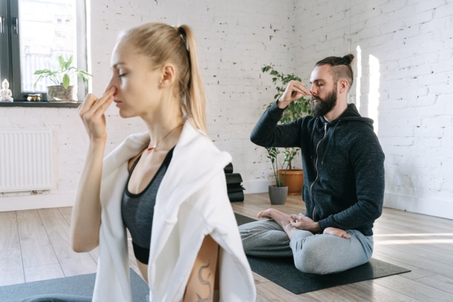 4 Reasons Why Breathwork Training Can Boost Your Wellbeing | The Health Sessions