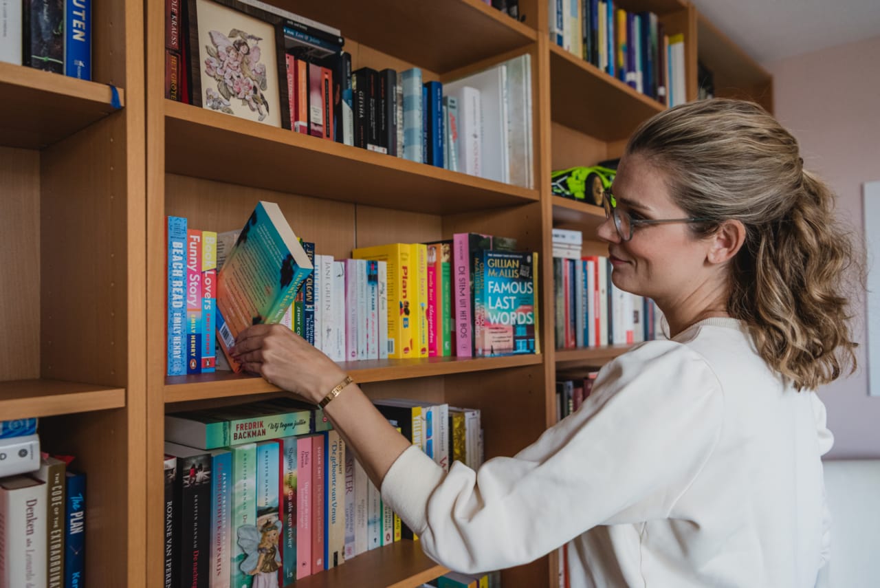 A Book for Every Mood: 25 Comfort Reads for Chronically Ill People | The Health Sessions