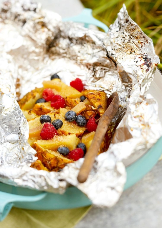 Foil Packet Recipes: Pineapple Berry Hobo Pack from BHG | The Health Sessions