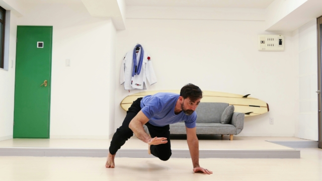 Ground Movement: 8 Floor Exercises to Build Up Your Mobility | The Health Sessions