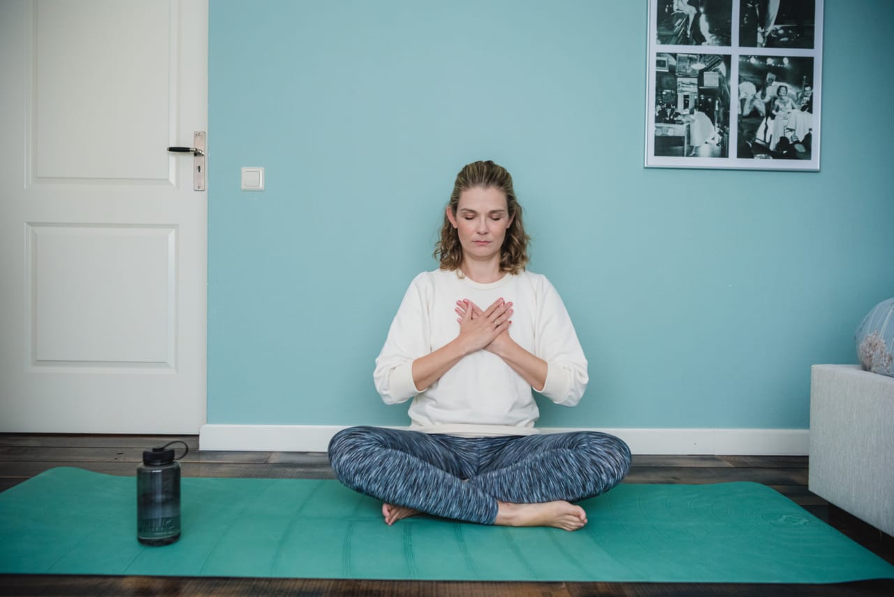 How to Do a Loving-Kindness Meditation | The Health Sessions