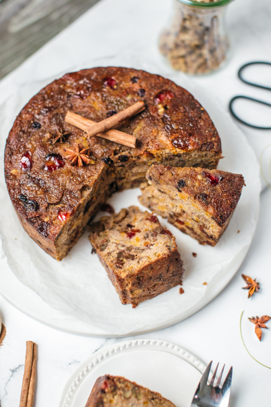 Winter Fruit Desserts: Healthy Christmas Fruit Cake from Nourish Every Day | The Health Sessions