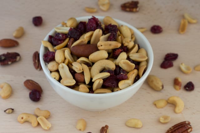 56 Healthy Snack Ideas for Work, Travel and Movie Nights | The Health Sessions