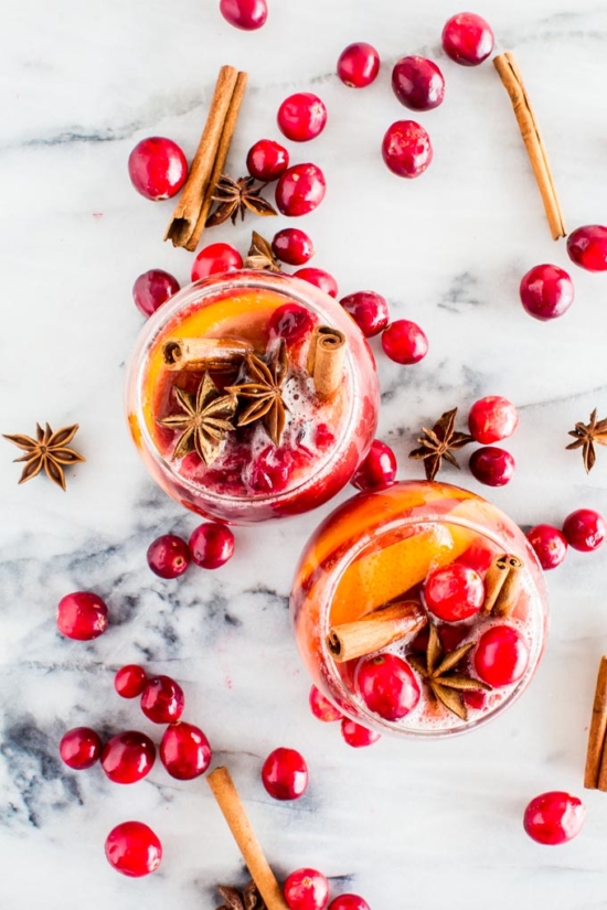 Festive Non-Alcoholic Drinks: Non-Alcoholic Winter Sangria from Imma Eat That | The Health Sessions