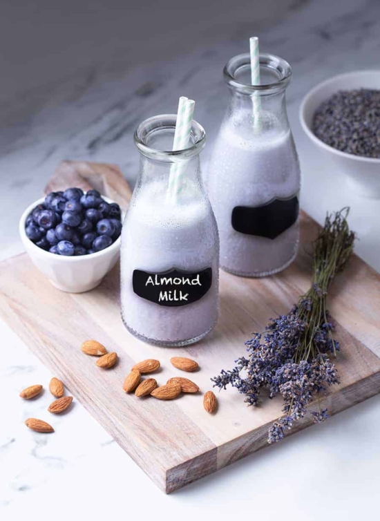 Healthy Drinks to Stay Hydrated: Blueberry Lavender Almond Milk from Mocktail.net | The Health Sessions