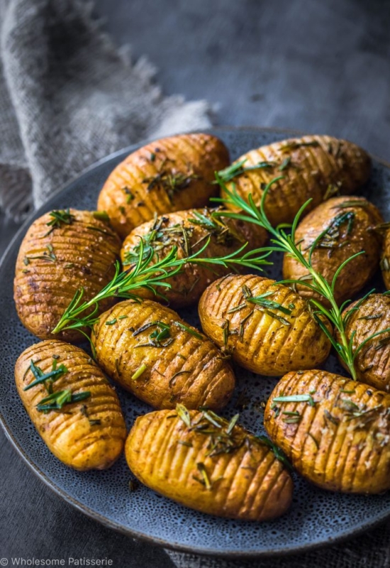 Healthy Side Dishes: Rosemary + Garlic Mini Hasselback Potatoes from Wholesome Patisserie | The Health Sessions