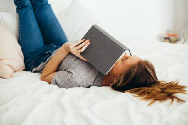 7 Inspiring Reads about Living with Chronic Illness | The Health Sessions