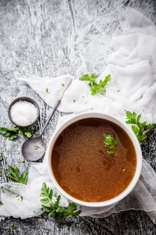 (Bone) Broth Recipes:The Best Slow-Cooked Bone Broth, 3 Ways from Diet Doctor | The Health Sessions