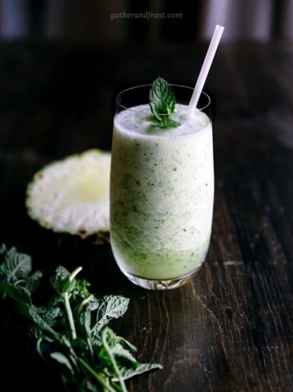 12 Refreshing Summer Drinks: Pineapple Cucumber & Mint Blend from Gather & Feast | The Health Sessions