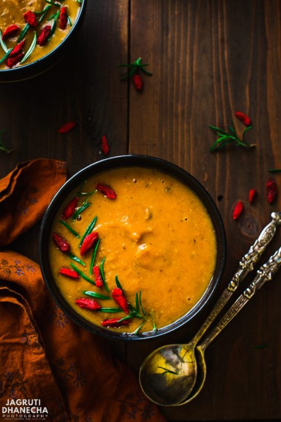 Popular Superfoods: Goji Berries, Mushroom and Sweet Potato Soup from Jagruti's Cooking Odyssey | The Health Sessions