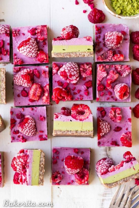 Popular Superfoods: Raspberry Matcha Bars from Bakerita | The Health Sessions