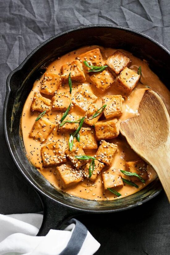 Quick Dinner Ideas: Spicy Tahini Tofu Stir Fry from Eat Well 101 | The Health Sessions
