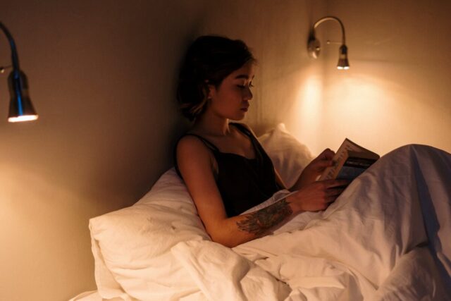13 Helpful Things to Do When You Can't Sleep at Night | The Health Sessions