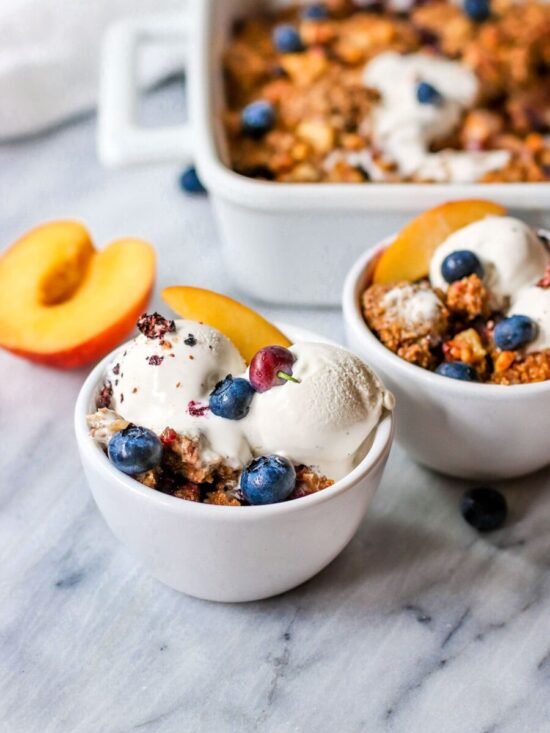 Healthy Stone Fruit Recipes: Vegan Blueberry Nectarine Crisp by Short Girl Tall Order | The Health Sessions