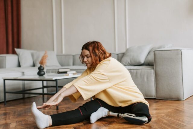 5 Online Exercise Programs for Rebuilding Fitness with Chronic Illness | The Health Sessions